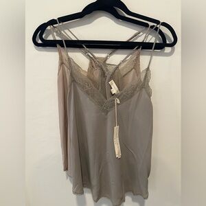 Women’s Lace Tank Top Pair
